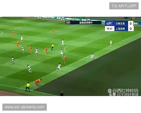 布雷斯特vs欧塞尔，双方犯规频繁比赛节奏中断